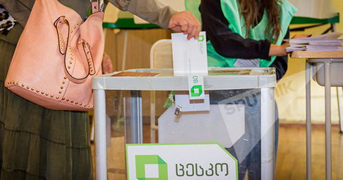 Голосование на парламентских выборах в Грузии. 8 октября 2016 г. Фото: Sputnik/Levan Aviabreli