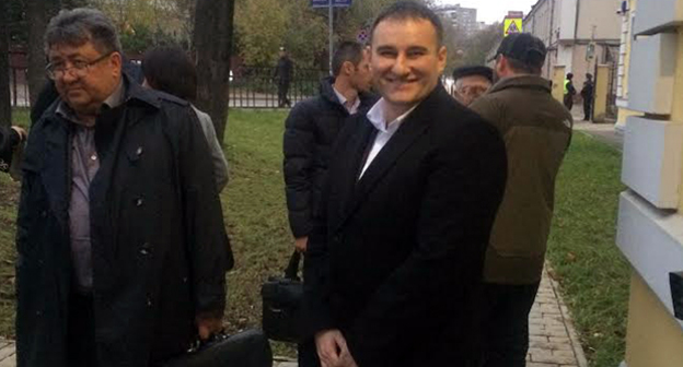 Адвокаты  Марк Каверзини адвокат Заурбек Садаханов. Фото Юлии Буславской для "Кавказского узла"