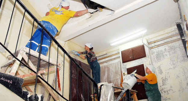 Капитальный ремонт многоквартирного дома. Фото http://www.yabloko.ru/2015/06/19