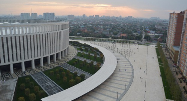 Стадион ФК "Краснодар" и ЖК "Панорама". Фото Жени Таранжина, https://vk.com/album-70378414_236329390