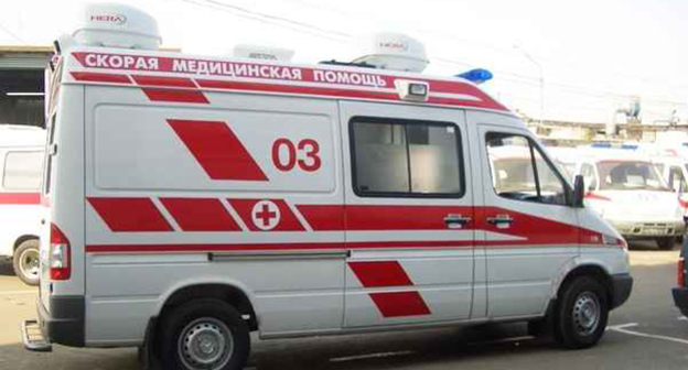 Машина скорой помощи в КБР Фото: http://kbrria.ru/sites/default/files/field/image/two_column_elwlc0ld.jpg