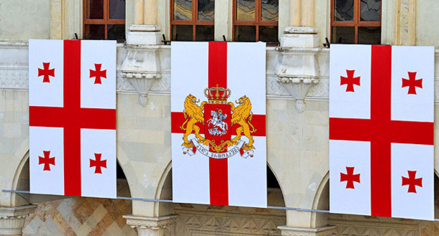 Флаги Грузии. Фото: Imedashvili, Newsgeorgia