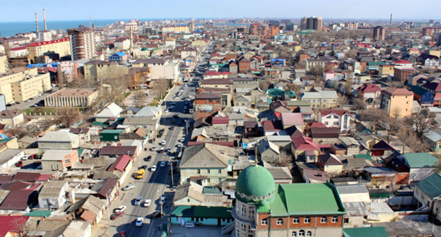 Махачкала. Дагестан. Фото: Арсен Багазиев http://www.odnoselchane.ru/