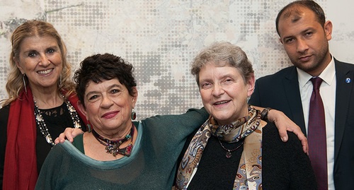 Светлана Ганнушкина (вторая справа) с другими лауреатами премии. Стокгольм, 25 ноября 2016 г. Фото: http://www.rightlivelihoodaward.org/media/2016-right-livelihood-award-laureates-show-courage-against-all-odds/