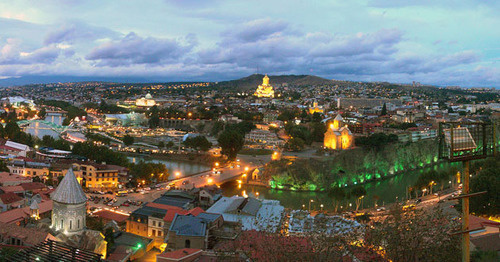 Исторический центр Тбилиси. Фото: Vladimer Shioshvili - Flickr: Tbilisi sunset