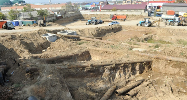 Ремонтные работы на водопроводе. Фото http://www.riadagestan.ru/