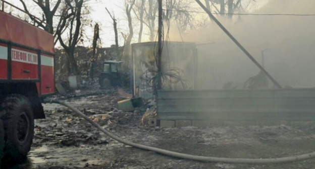 Пожар на полигоне бытовых отходов в Динском районе Краснодарского края. Фото: ГУ МЧС по Краснодарскому краю