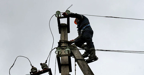 Электрический столб. Фото http://grozny-inform.ru/news/society/73772/