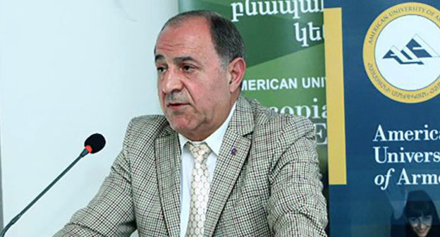 Айкарам Мхитарян. Фото http://ru.armeniasputnik.am/