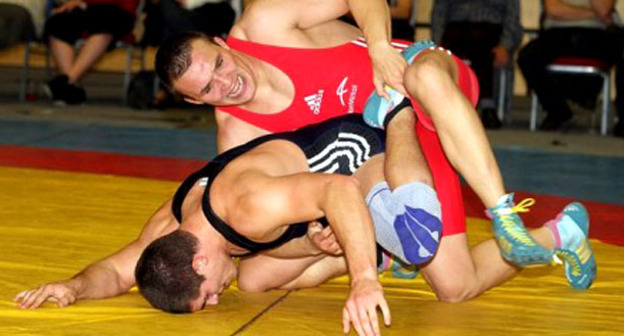 XXIV Всероссийский турнир по греко-римской борьбе памяти мастера спорта СССР Сергея Тараскина. Фото http://kbrria.ru/