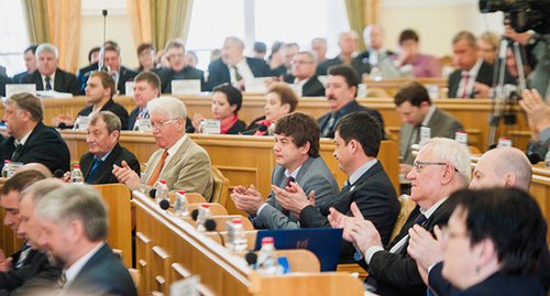 Заседание  думы Астраханской области. Фото: astrobl.ru