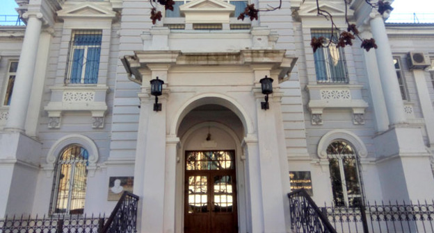 Вход в здание Ростовского областного суда. Фото Константина Волгина для "Кавказского узла"
