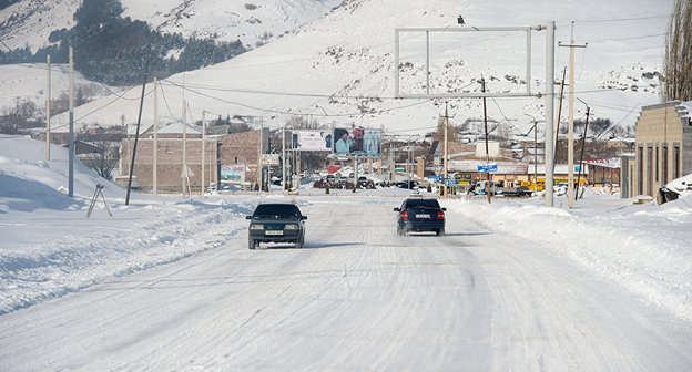 Зима в Армении. Фото © Sputnik/ Асатур Есаянц
http://ru.armeniasputnik.am/armenia/20170102/5986567/dorogi-armenii-po-bolsheyj-chasti-prokhodimy.html