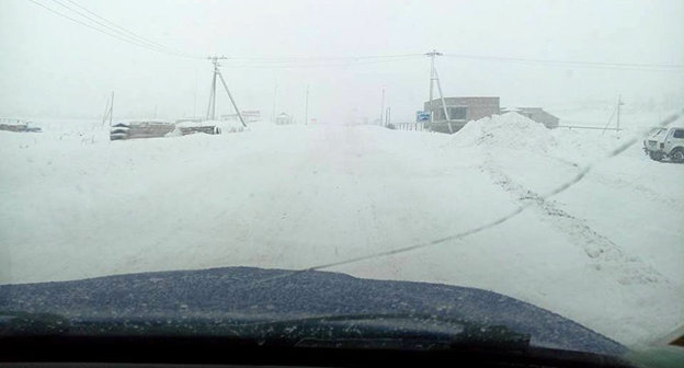 Дорога в Армени. Фото © Sputnik/ David Galstyan
http://ru.armeniasputnik.am/society/20170109/6023435/v-armenii-silnaya-oblachnost-est-trudnoprohodimye-dorogi.html