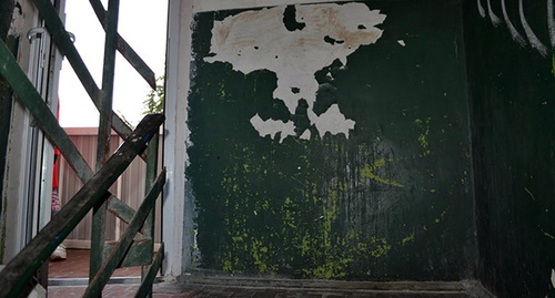 Подъезд дома. Фото Светланы Кравченко для "Кавказского узла"