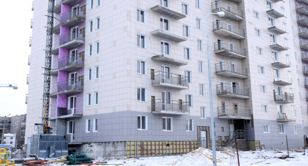 Дом, с балкона которого упал рабочий. Волгоград. Фото Эдварда Корнейчука для "Кавказского узла"