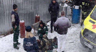 на месте происшествия Фото: Павел Костиков
http://bloknot-volgograd.ru/news/dva-cheloveka-postradali-pri-vzryve-na-komsomolsko-808930 на месте происшествия Фото: Павел Костиков
http://bloknot-volgograd.ru/news/dva-cheloveka-postradali-pri-vzryve-na-komsomolsko-808930