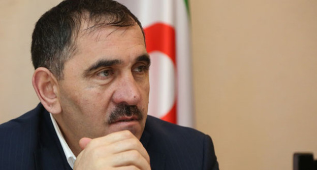 Юнус-Бек Евкуров. Фото http://www.ingushetia.ru/