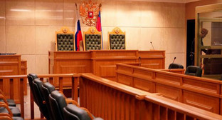 Зал судебных заседаний Фото Виктории Перевязко, «Кубань 24», http://kuban24.tv/item/astahov-predlojil-rassmatrivat-semeynyie-dela-kollegiey-prisyajnyih-131105 Зал судебных заседаний Фото Виктории Перевязко, «Кубань 24», http://kuban24.tv/item/astahov-predlojil-rassmatrivat-semeynyie-dela-kollegiey-prisyajnyih-131105