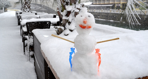 Сочи во время снегопада. Фото Светланы Кравченко для "Кавказского узла"