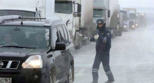 Буран. Фото http://bloknot-rostov.ru/news/snezhnyy-buran-paralizoval-dvizhenie-transporta-na-814991