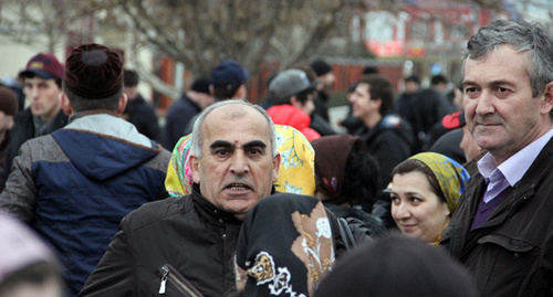 Участники митинга в Грозном. Фото Ахмеда Альдебирова для "Кавказского узла"