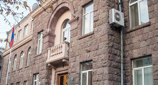 Здание ЦИК Армении. Фото © Sputnik/ Асатур Есаянц
https://ru.armeniasputnik.am/politics/20170216/6429898/armeniya-cik-parlamentskie-vybory-registraciya.html