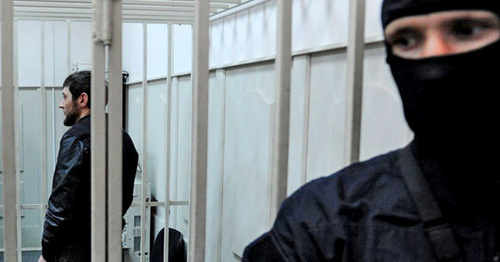 Заур Дадаев в зале суда. Фото: Maxim Blinov (RFE/RL)
