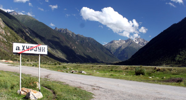 Хурзук. Карачаевский район Карачаево-Черкесия. Фото: Лютый А.В. http://wikimapia.org