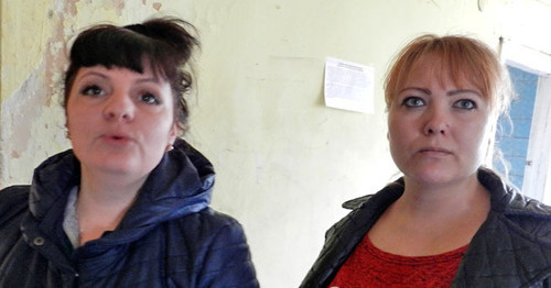 Жительницы дома Анастасия Феденко (слева) и Анастасия Мулина. Фото Татьяны Филимоновой для "Кавказского узла"