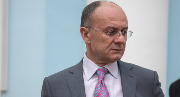 Сейран Оганян. Фото © Sputnik/ Арам Нерсесян https://sputnik-georgia.ru/caucasus/20160427/231355612.html