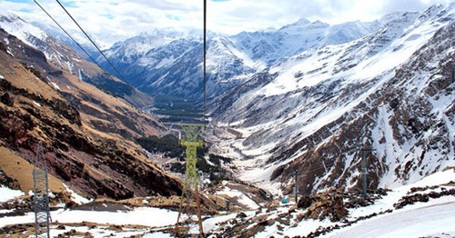 Приэльбрусье. Вид на долину Азау. Фото Анны Черныш для "Кавказского узла"