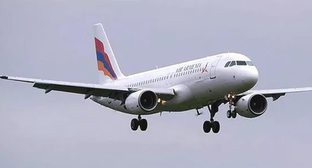 Борт авиакомпании  Air Armenia. Фото https://infoleader.am/ru/blog/2016/03/09/авиакомпания-armenia-совершит-первый-рейс-21/#.WMlhlKDvUxA