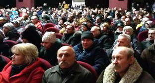 Шахтеры во время встречи с депутатами от КПРФ. Гуково, ноябрь 2016 г. Фото https://kprf.ru/