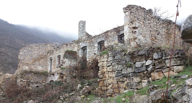 Постройка в селе Тяк Гадрутского района Нагорного Карабаха. Фото Алвард Григорян для "Кавказского узла".