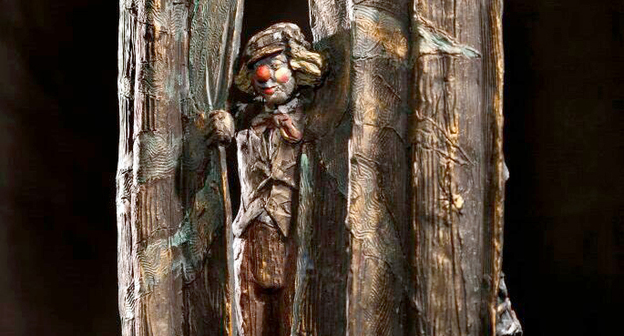 Фрагмент эскиза памятника клоуну Олегу Попову ростовского скульптора Александра Маркина. Фото http://bloknot-rostov.ru/news/vdova-olega-popova-vybrala-pamyatnik-s-soboy-kotor

