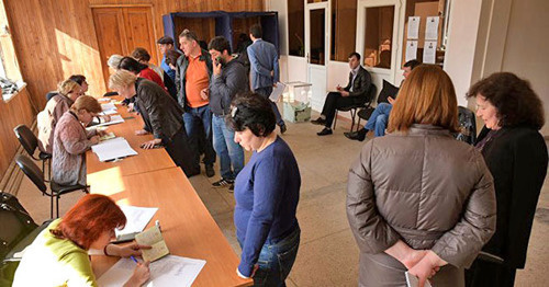 Парламентские выборы в Абхазии. На одном из избирательных участков. Фото: Sputnik/Томас Тхайцук