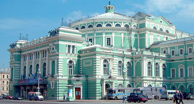 Здание петербургского Мариинского театра в Северной Осетии. Фото http://russianasha.ru/tury-v-sankt-peterburg-i-vyborg/novosti/mariinskij-teatr-otkroet-gostinicu-v-sankt-peterburge 