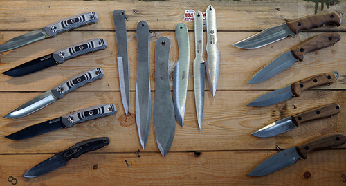 Изделия на выставке «Клинок» ООО ПП "Кизляр".  Фото корреспондент КУ