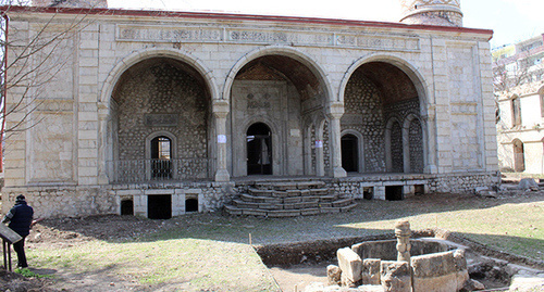 Завершились раскопки и подготовительные работы для реставрации иранского памятника "Верхняя мечеть" в городе Шуши Нагорного Карабаха. 8 апреля 2017 год.