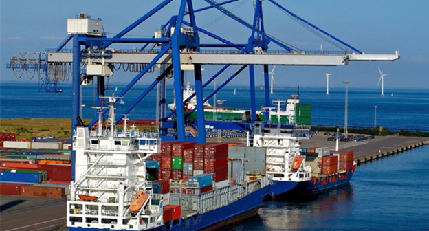 В морском пункте пропуска «Новороссийск». Фото http://www.morvesti.ru/tems/detail.php?ID=53343