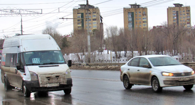 Маршрутка на улицах Волгограда. Фото Вячеслава Ященко для "Кавказского узла"