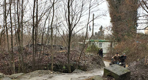 Участок административной границы между Грузией и Абхазией в районе Зугдиди. Фото: Tamar Zantaraia (RFE/RL)