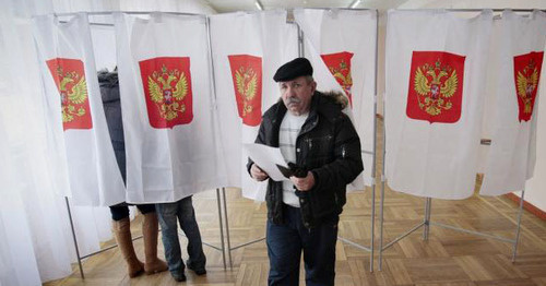 На избирательном участке. Фото: Геннадий Аносов / Югополис