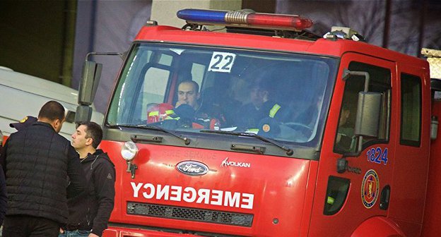 На территории табачного склада в Зугдиди. Фото © Sputnik/ Alexander Imedashvili
 https://sputnik-georgia.ru/incidents/20170508/235888219/Moshhnyj-vzryv-na-tabachnom-sklade-v-Zugdidi-pogib-rabochij.html