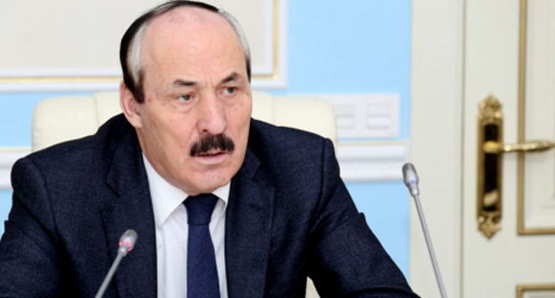 Рамазан Абдулатипов. Фото www.riadagestan.ru