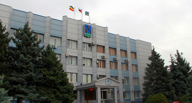 Мэрия Батайска. Фото http://161.ru/text/news/711696.html?block