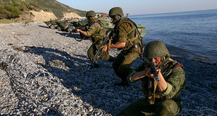 Морской десант. Фото http://structure.mil.ru/structure/forces/navy.htm Морской десант. Фото http://structure.mil.ru/structure/forces/navy.htm
