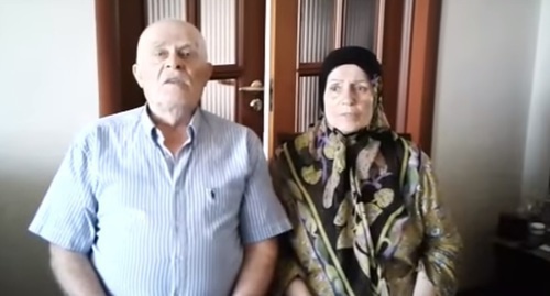 Родители Амриева. Фото: скриншот видео YouTube, https://www.youtube.com/watch?v=UH8VPy_i7ME