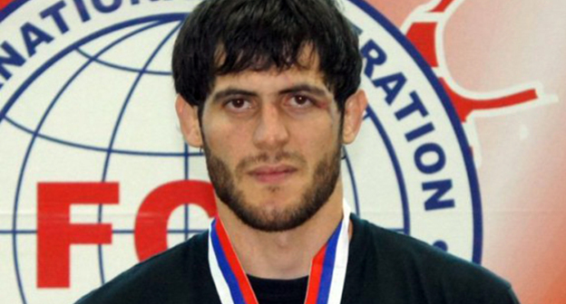 Мурад Амриев. Фото  http://www.pytkam.net/press-centr.novosti/4124/function.unlink